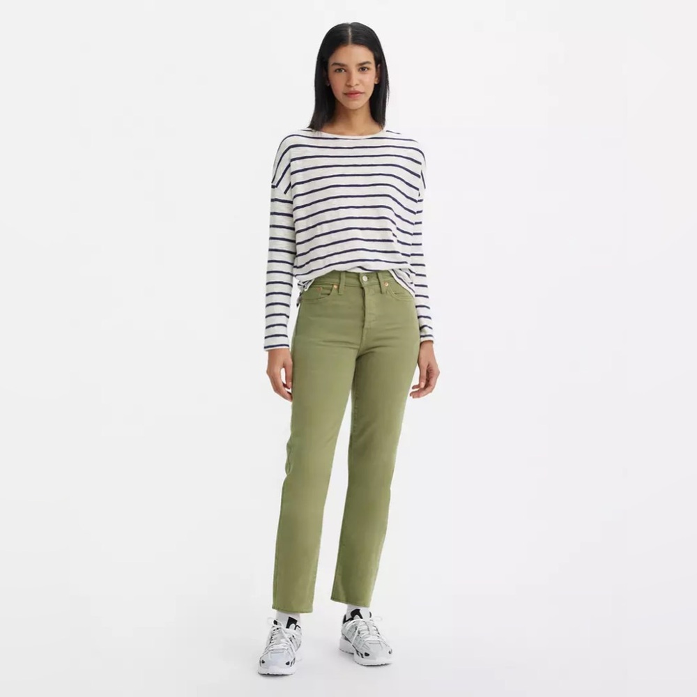 NWT LEVI'S Wedgie Straight Fit Women's Jeans GREEN SZ-31